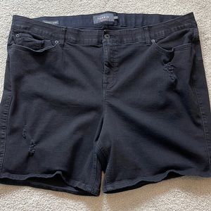 Torrid Premium Bombshell Skinny Womens distressed black shorts size 28